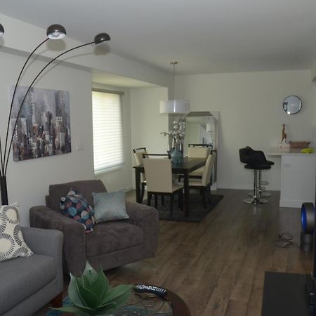 Jaydens Gem Apartment Winnipeg Luaran gambar