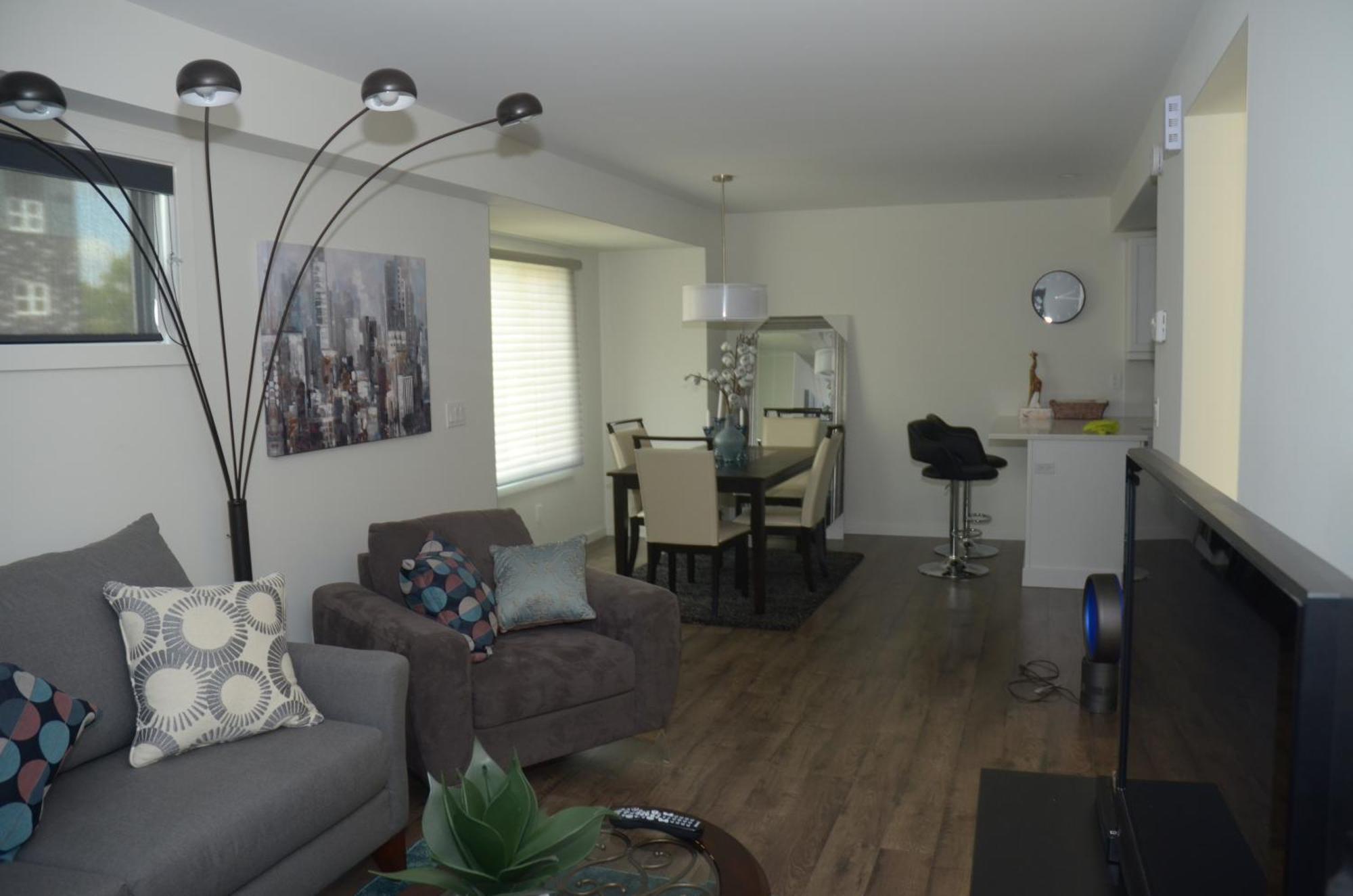 Jaydens Gem Apartment Winnipeg Luaran gambar